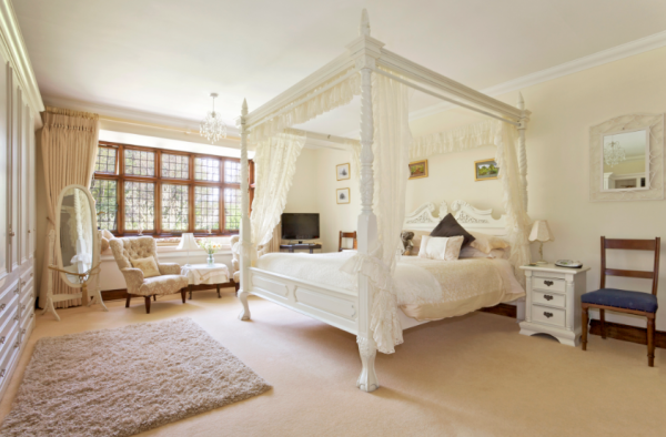 Penggunaan furnitur vintage yang elegan